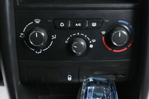 Хетчбэк Peugeot 207 2010 года, 399000 рублей, Челябинск