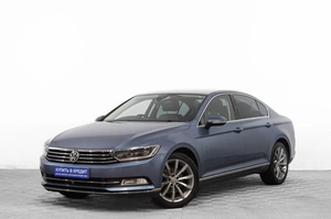 Седан Volkswagen Passat 2017 года, 2049000 рублей, Барнаул