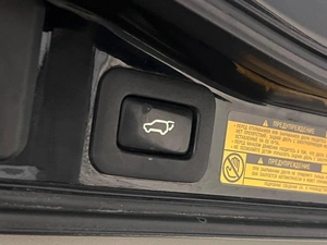 Внедорожник Toyota Land Cruiser 2012 года, 3749000 рублей, Красноярск