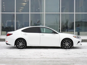 Седан Lexus ES 2015 года, 2160000 рублей, Нижний Новгород