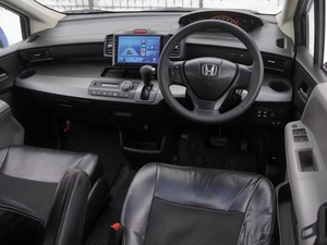 Минивэн Honda Freed 2009 года, 950000 рублей, Волгоград