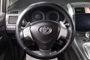 Хетчбэк Toyota Auris 2007 года, 689000 рублей, Оренбург