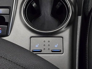 Седан Toyota Camry 2021 года, 2799000 рублей, Красноярск