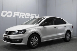 Седан Volkswagen Polo 2016 года, 860000 рублей, Омск
