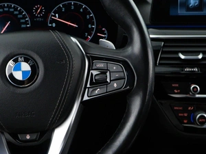 Седан BMW 5 серия 2017 года, 3378055 рублей, Москва