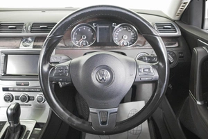 Седан Volkswagen Passat 2013 года, 1179000 рублей, Кемерово