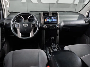 Внедорожник Toyota Land Cruiser Prado 2011 года, 2675000 рублей, Тюмень