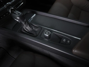 Внедорожник Volvo XC60 2019 года, 2319000 рублей, Ростов-на-Дону