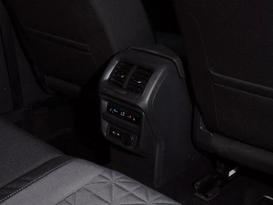 Внедорожник Volkswagen Tiguan 2021 года, 3360000 рублей, Тверь