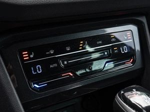 Внедорожник Volkswagen Tiguan 2021 года, 3650000 рублей, Краснодар