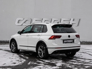 Внедорожник Volkswagen Tiguan 2018 года, 2449000 рублей, Волгоград