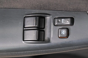 Хетчбэк Toyota Corolla 2005 года, 549000 рублей, Кемерово