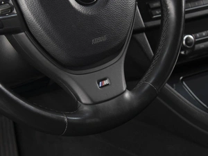 Седан BMW 5 серия 2013 года, 1750000 рублей, Омск