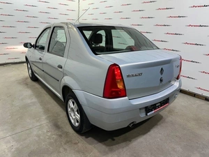 Седан Renault Logan 2009 года, 435000 рублей, Красноярск