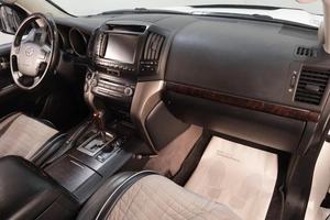 Внедорожник Toyota Land Cruiser 2010 года, 2779000 рублей, Челябинск
