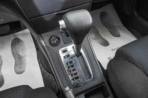 Хетчбэк Toyota Corolla 2006 года, 649000 рублей, Барнаул