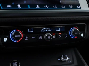 Внедорожник Audi Q3 2025 года, 5249050 рублей, Москва