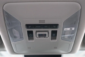 Внедорожник Toyota RAV4 2025 года, 4349000 рублей, Омск