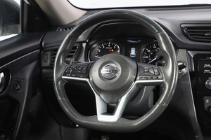 Внедорожник Nissan Rogue 2017 года, 2019000 рублей, Новосибирск