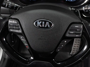 Седан Kia Cerato 2018 года, 1699000 рублей, Тюмень