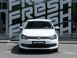 Седан Volkswagen Polo 2015 года, 720000 рублей, Волгоград