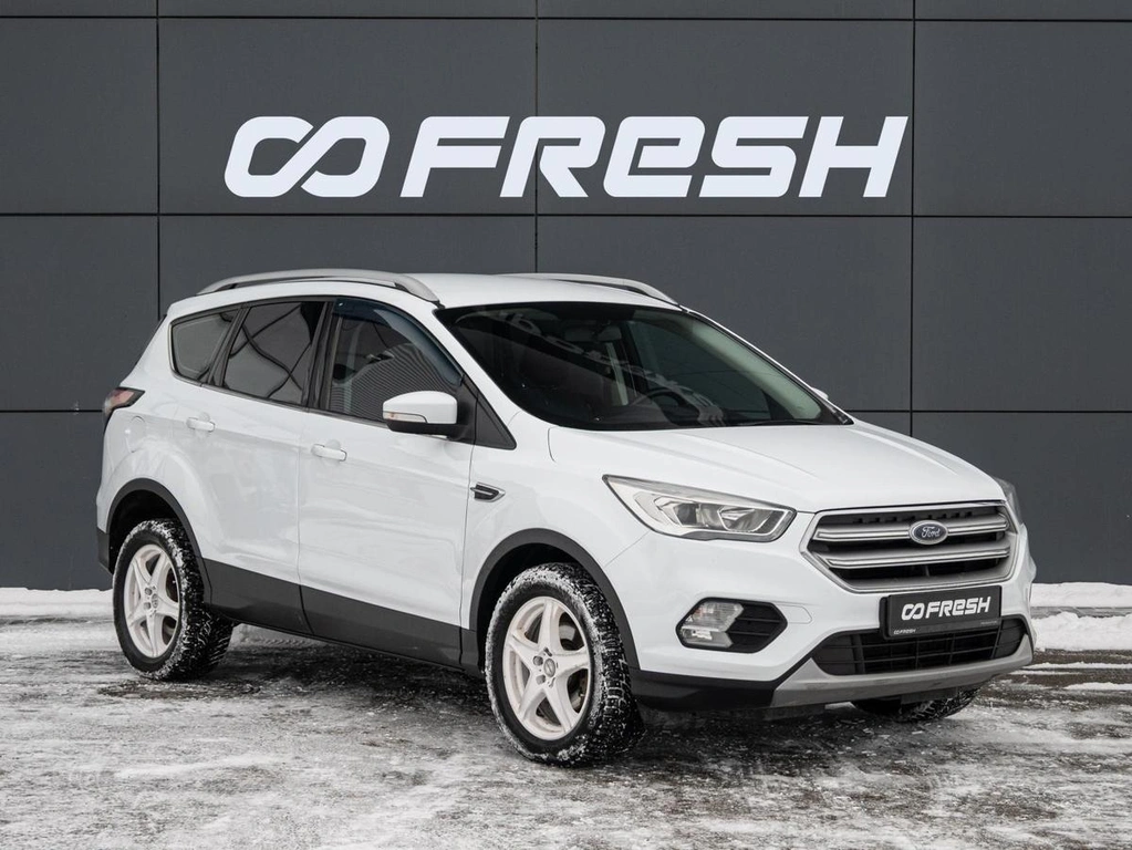 Внедорожник Ford Kuga 2017 года, 1700000 рублей, Краснодар