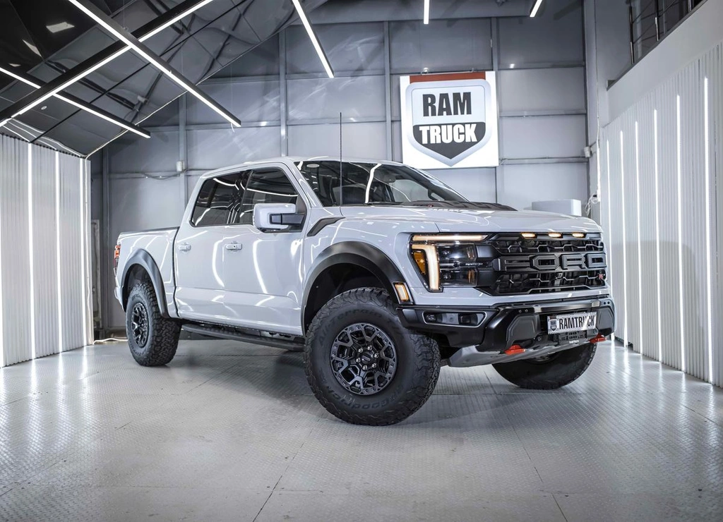 Пикап Ford F-150 Raptor 2025 года, 18499999 рублей, Москва