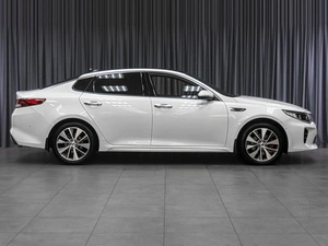 Седан Kia Optima 2017 года, 1979000 рублей, Тюмень