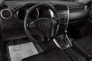 Внедорожник Suzuki Grand Vitara 2012 года, 1069000 рублей, Челябинск