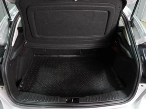 Хетчбэк Ford Focus 2013 года, 699000 рублей, Воронеж