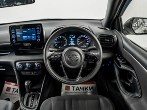 Хетчбэк Toyota Yaris 2020 года, 1290000 рублей, Красноярск