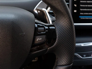 Хетчбэк Peugeot 308 2019 года, 1515000 рублей, Краснодар