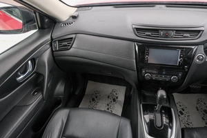 Внедорожник Nissan X-Trail 2017 года, 1949000 рублей, Красноярск