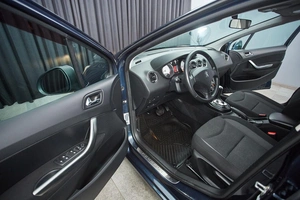 Седан Peugeot 408 2013 года, 749000 рублей, Красноярск