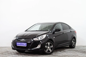 Седан Hyundai Solaris 2011 года, 679000 рублей, Сургут