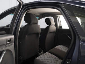 Хетчбэк Ford Focus 2005 года, 310000 рублей, Омск