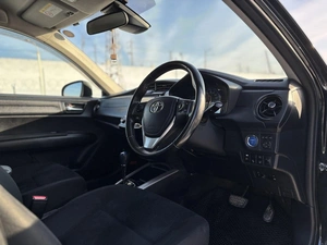 Универсал Toyota Corolla Fielder 2017 года, 1050000 рублей, Красноярск