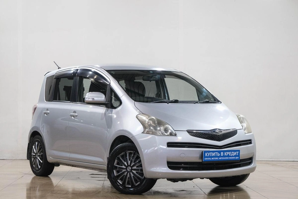 Хетчбэк Toyota Ractis 2009 года, 699000 рублей, Новокузнецк