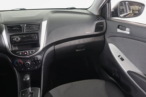 Седан Hyundai Solaris 2014 года, 919000 рублей, Пермь