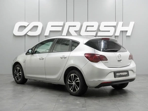 Хетчбэк Opel Astra 2013 года, 849000 рублей, Воронеж