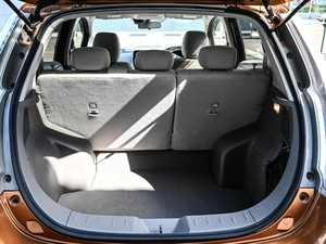 Хетчбэк Nissan Leaf 2016 года, 1197000 рублей, Кирилловка