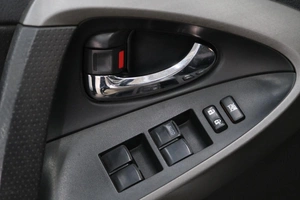 Внедорожник Toyota RAV4 2012 года, 1529000 рублей, Омск