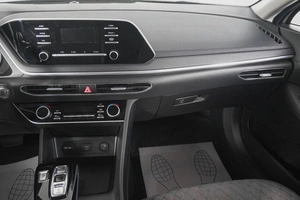 Седан Hyundai Sonata 2022 года, 2619000 рублей, Кемерово