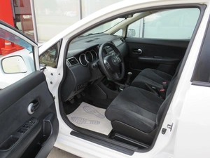 Седан Nissan Tiida 2011 года, 675000 рублей, Брянск