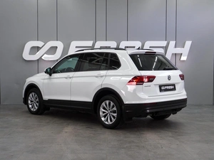 Внедорожник Volkswagen Tiguan 2018 года, 2199000 рублей, Воронеж