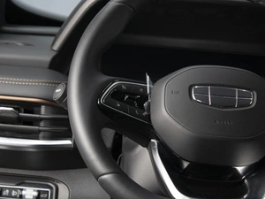 Внедорожник Geely Okavango 2024 года, 2990000 рублей, Омск