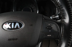 Седан Kia Rio 2014 года, 1129000 рублей, Тюмень