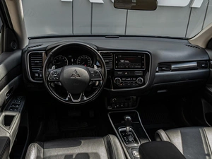 Внедорожник Mitsubishi Outlander 2018 года, 1960000 рублей, Краснодар