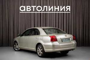 Седан Toyota Avensis 2008 года, 949000 рублей, Красноярск