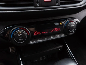 Хетчбэк Kia K3 2021 года, 2568000 рублей, Саратов